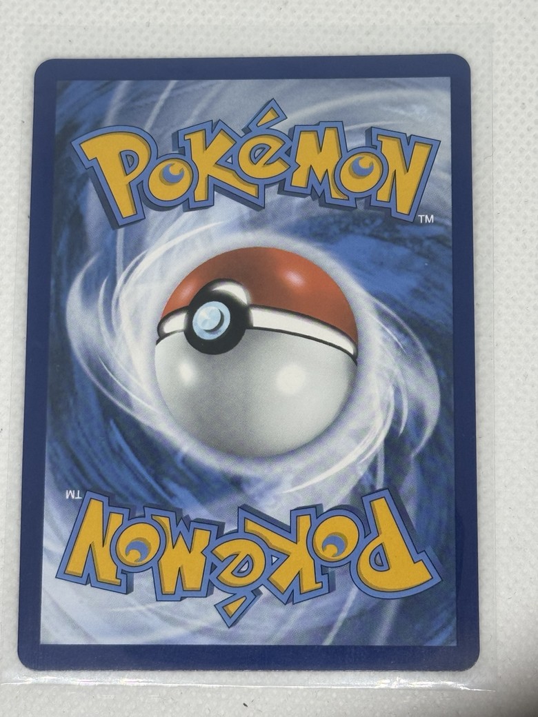 Team Rocket's Crobat ex back